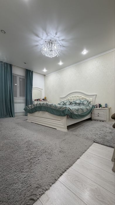 Продается дом с баней , гаражом