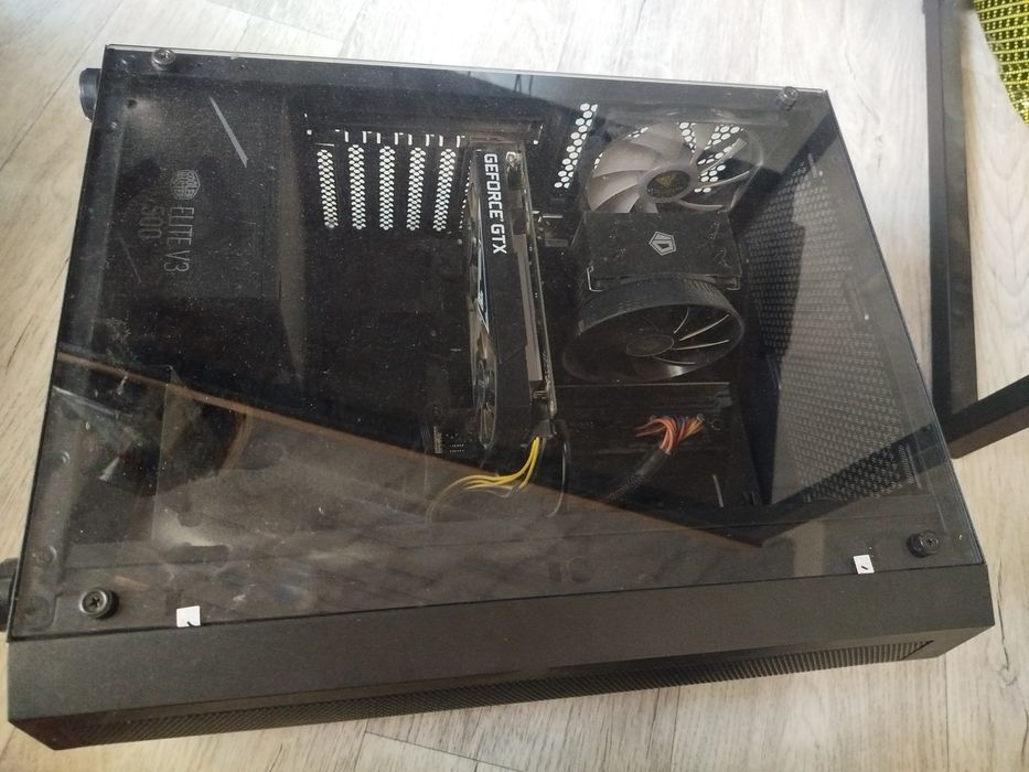 Pc case holati Alo gaming uchun terilgan