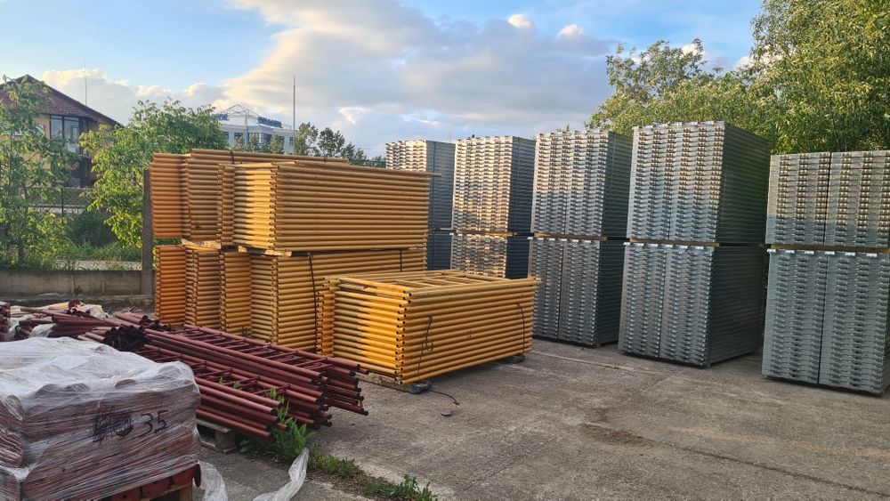 Schela metalica noua si second, panouri disponibile