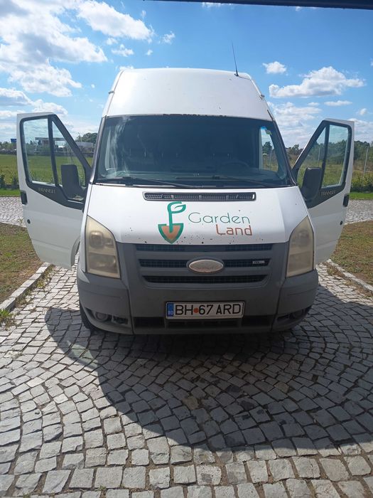 Ford Transit autoutilitară