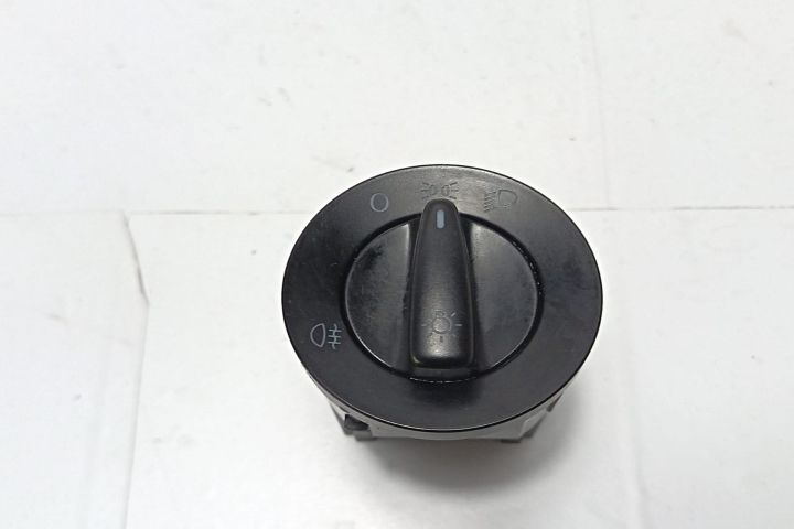 Bloc lumini 1C0941531 Volkswagen VW Golf a 4-a generatie