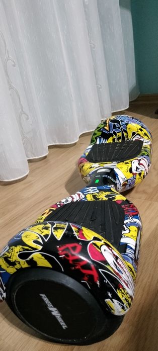 Hoverbord cu încărcător