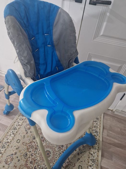 Детский стульчик для кормления — очень прочный