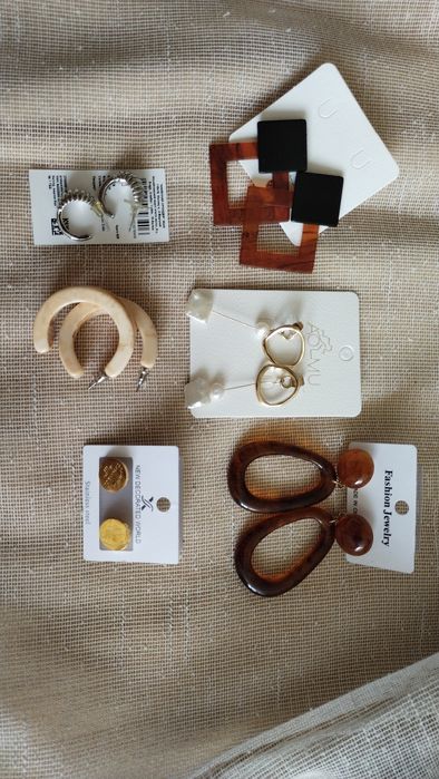 Серьги бижутерия