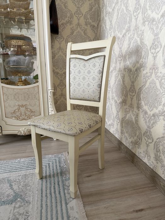 Большой стол 4м+18стульев