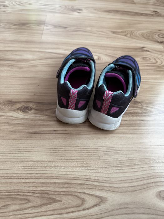 Боти ZARA маратонки Skechers