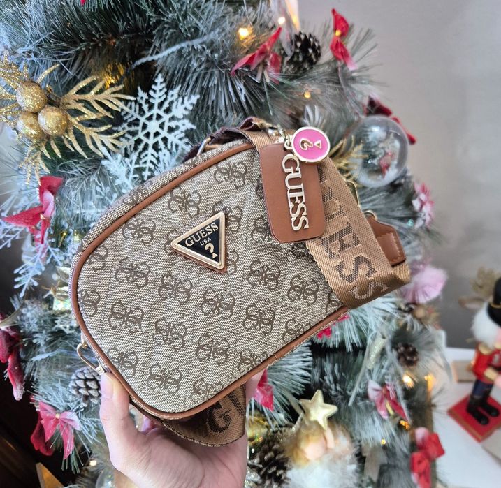 Нови дамски чанти Pinko, guess