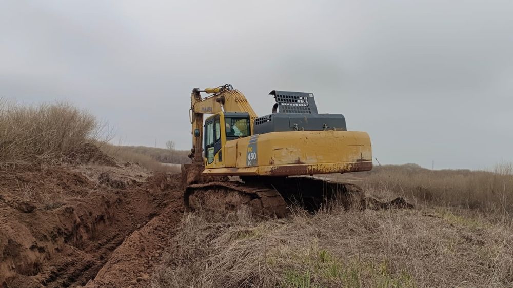 Продам экскаватор