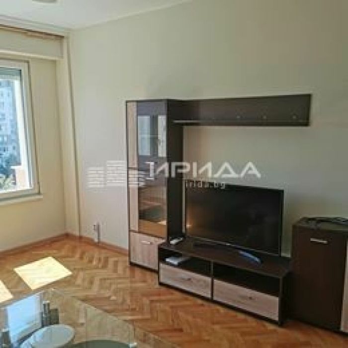 Двустаен апартамент в младост 1