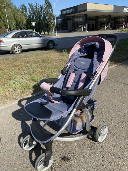 Продам Коляску для девочки