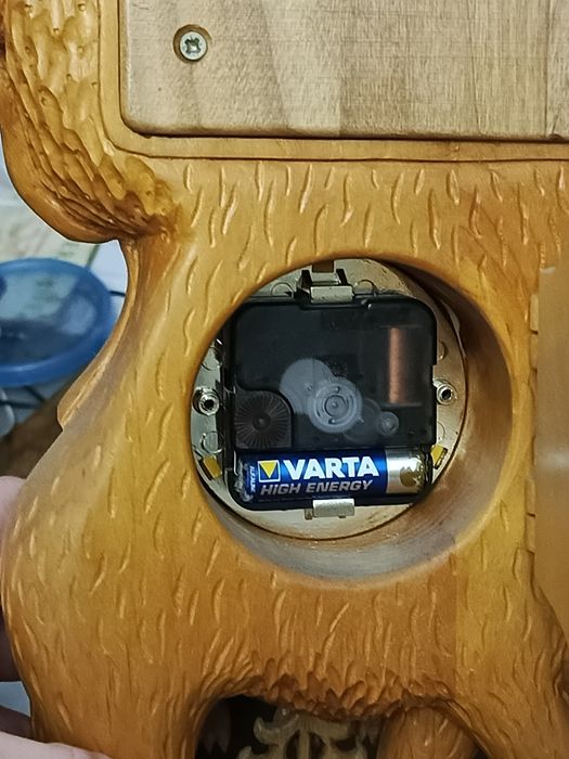 Деревянные часы ручной работы