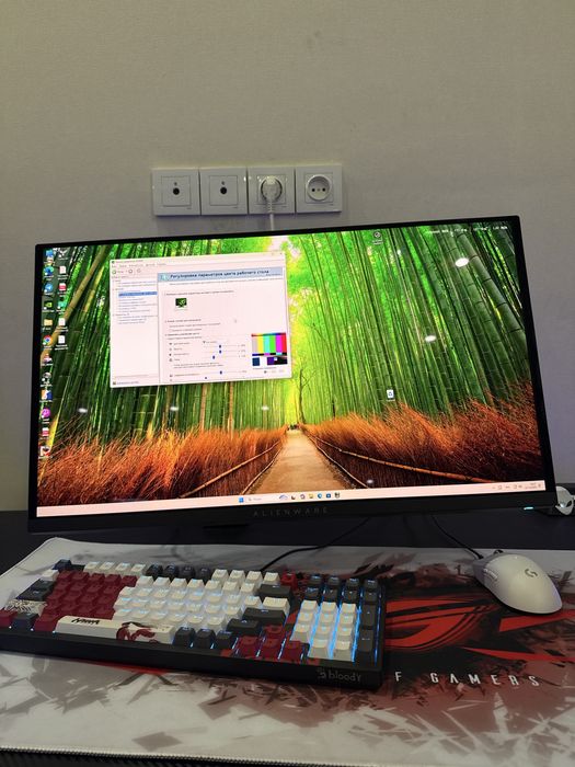 Продается Монитор за очень хорошую цену!!