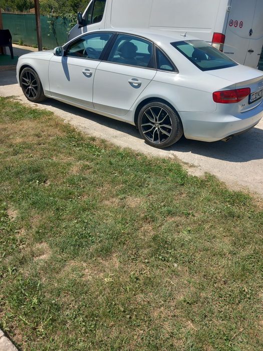 Audi  a4 b8 2012
