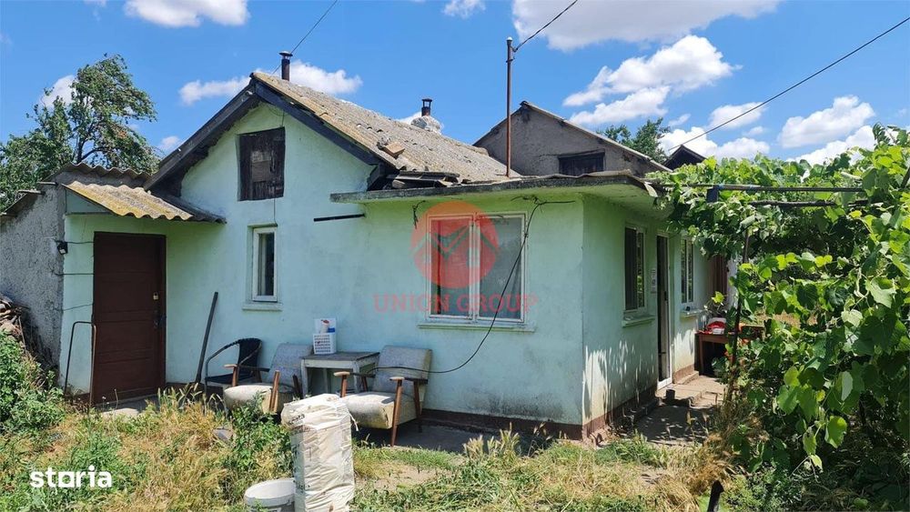 Casa Batraneasca in Topraisar cu Teren de 1711 mp si Deschidere 42 ml