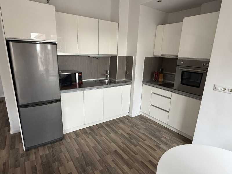 Дава се под наем Двустаен апартамент в София, Докторски паметник - 60 кв.м за 797.64 € - Снимка #3