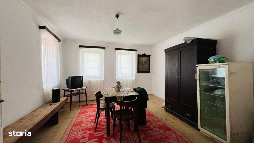 Casa De Vanzare In Rahau-Sebes, Str. Scolii