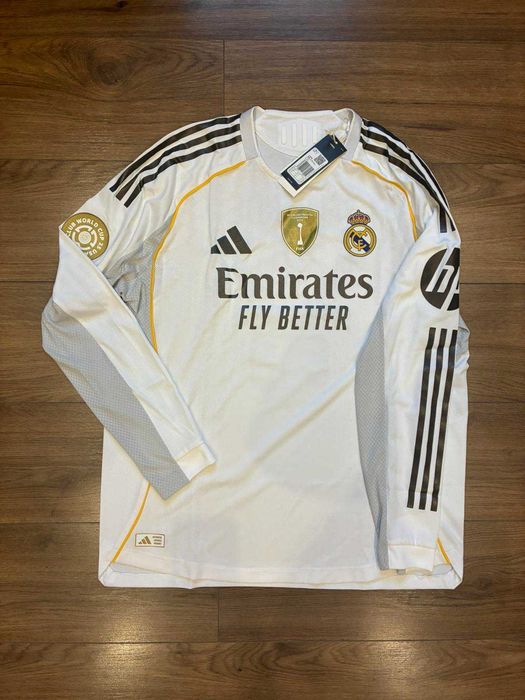 Нови оригинални екипи на Реал Мадрид Аутентик (Версия за играч)