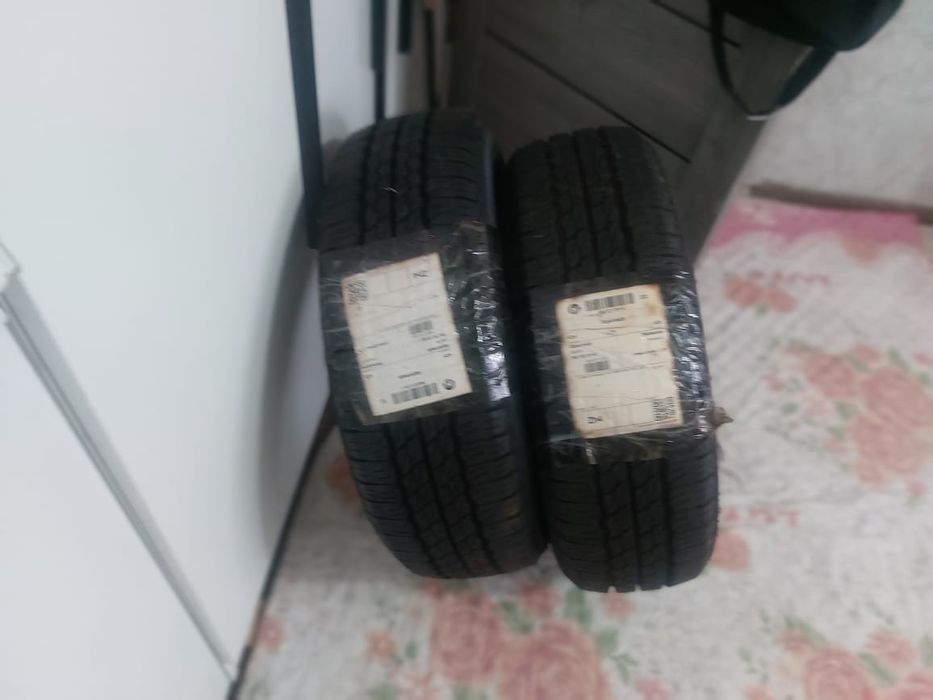 Продается шины лёгкая машины.новая