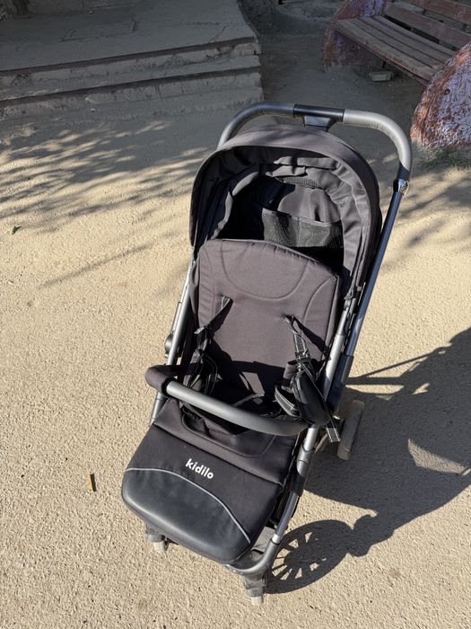 Коляска прогулочная Kidillo