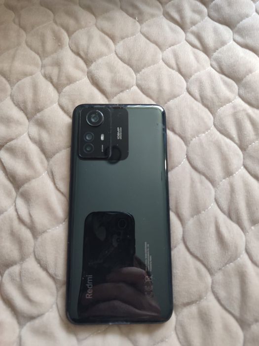 Продам xiomi redmi 12c