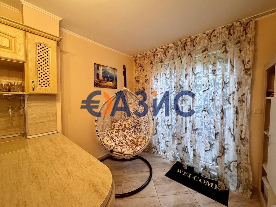 Продава се Тристаен апартамент в к.к. Слънчев бряг - 105 кв.м за 733 €/кв.м - Снимка #11