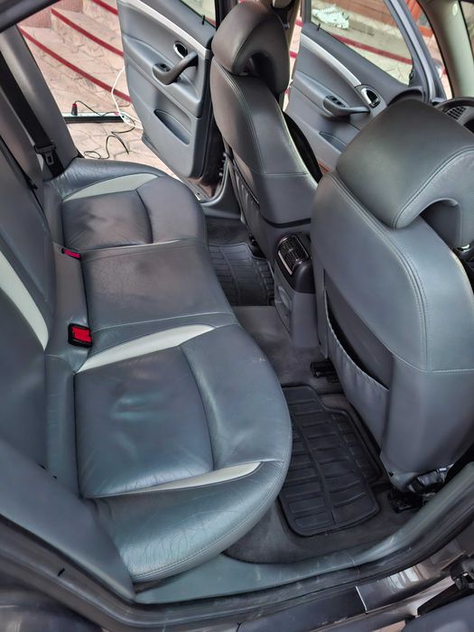 Vand/schimb SAAB 9-3 + Saab de rezervă, Ofertă Specială 2 IN 1