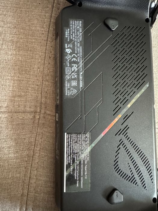 ASUS ROG Xbox Ally RC73YA-NH002W AMD Ryzen Z2 A 512GB and RC73XA