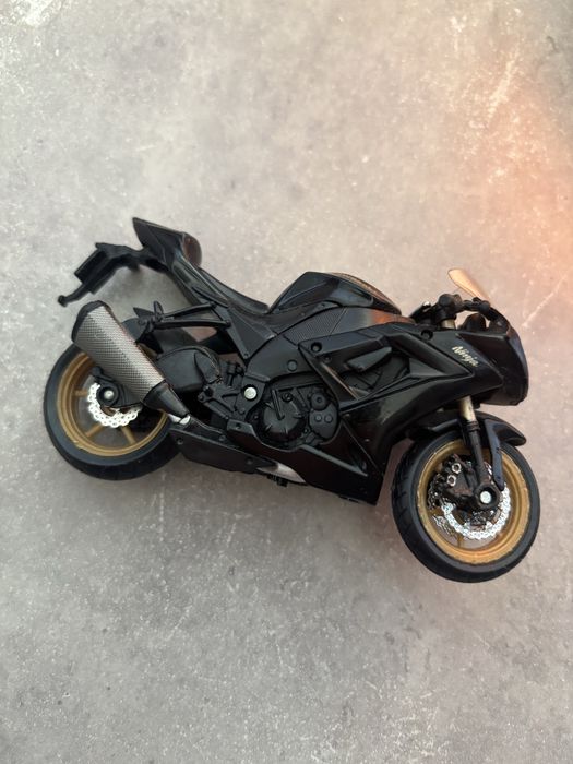 [ЛИМИТИРАНО] 1:12 Kawasaki Ninja ZX-10R