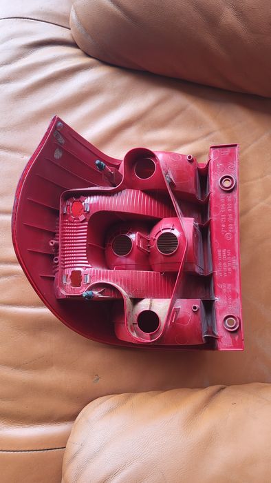 Sticla lampa spate dreapta Skoda Yeti 2010