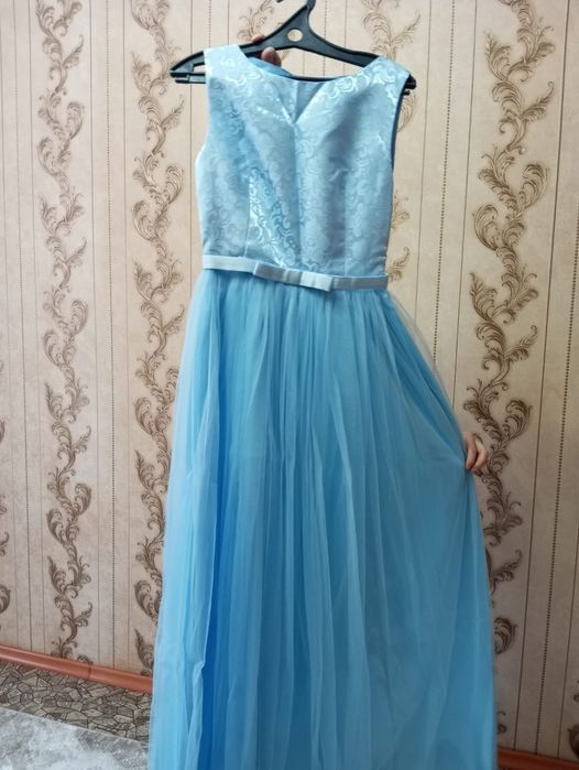 Продам красивое платье