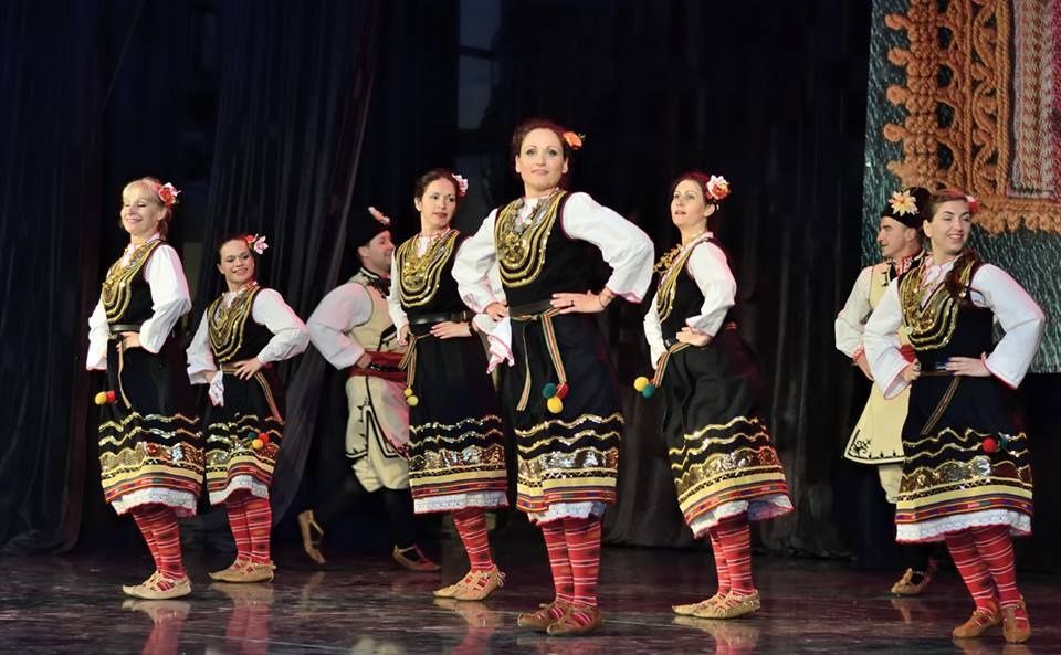 Фолклорна сватбена програма
