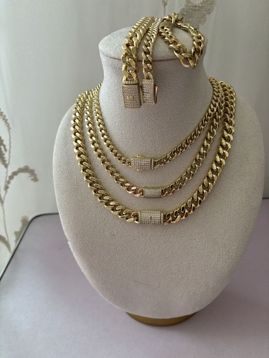 Inoxinoxidabil Placat cu aur de 14k rezistente la apă