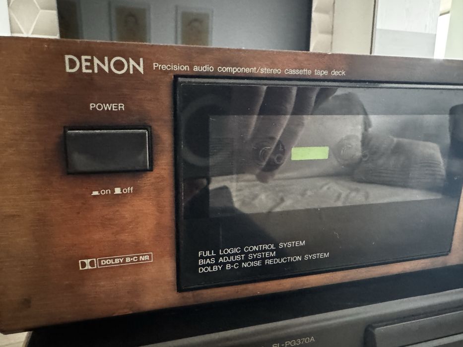 Linie Technics cu deck Denon