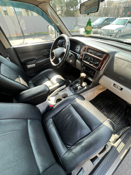 Монтеро спорт в хорошем состояние