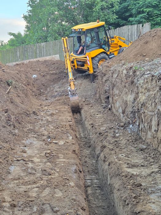 Prestari servicii buldoexcavator