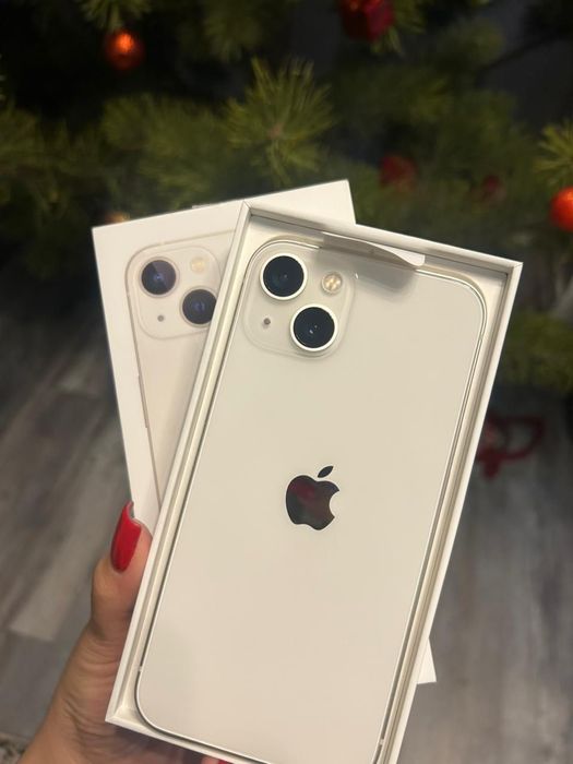 Продам iPhone 13