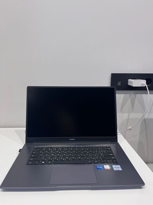 Продам ноутбук Huawei MateBook D15