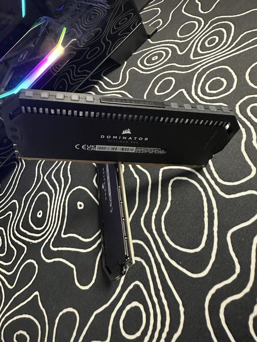 Memorie Ram Corsair Dominator 32GB (2x16) DDR5 5200mhz CL40