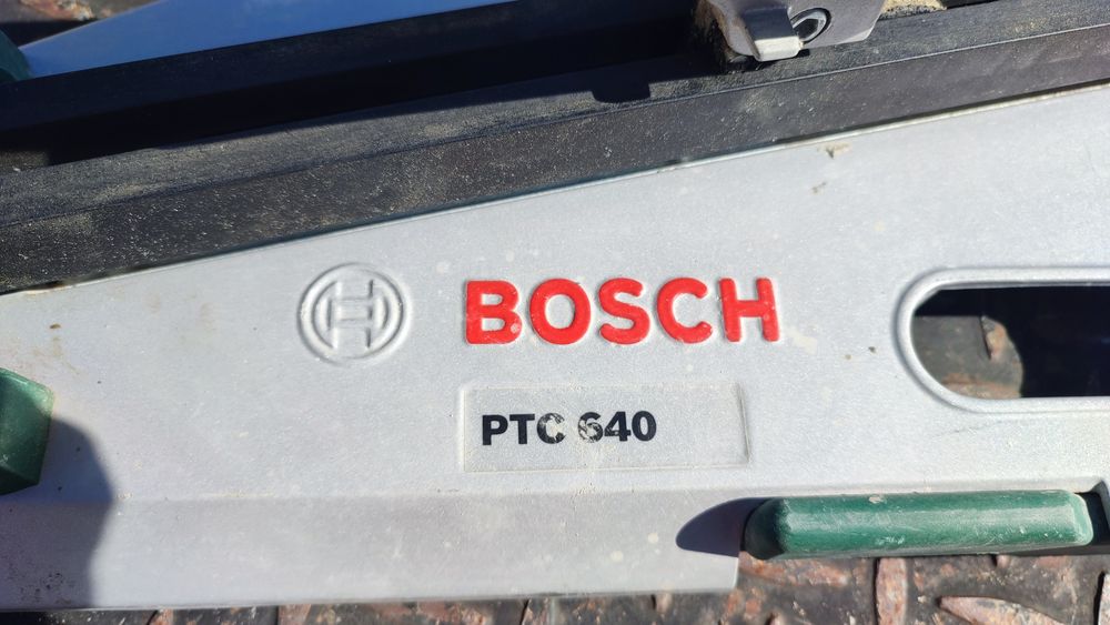Машина за рязане на плочки Bosch