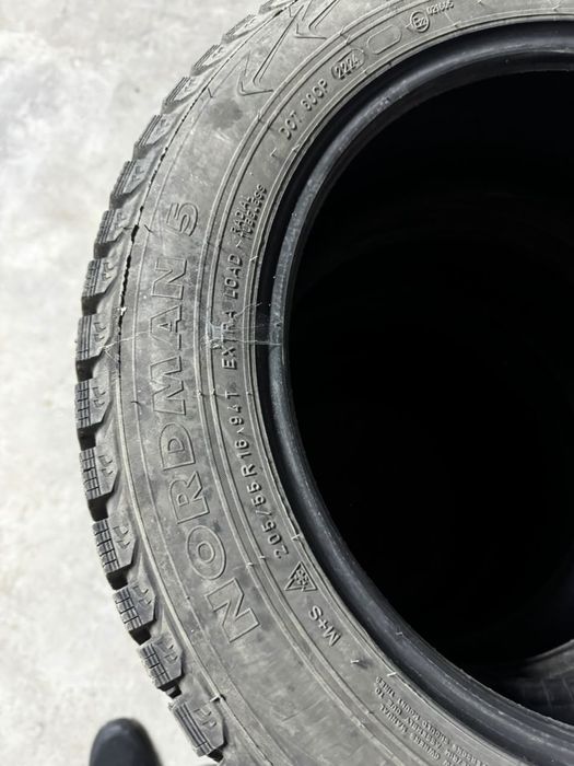 Продам шины в отличном состоянии