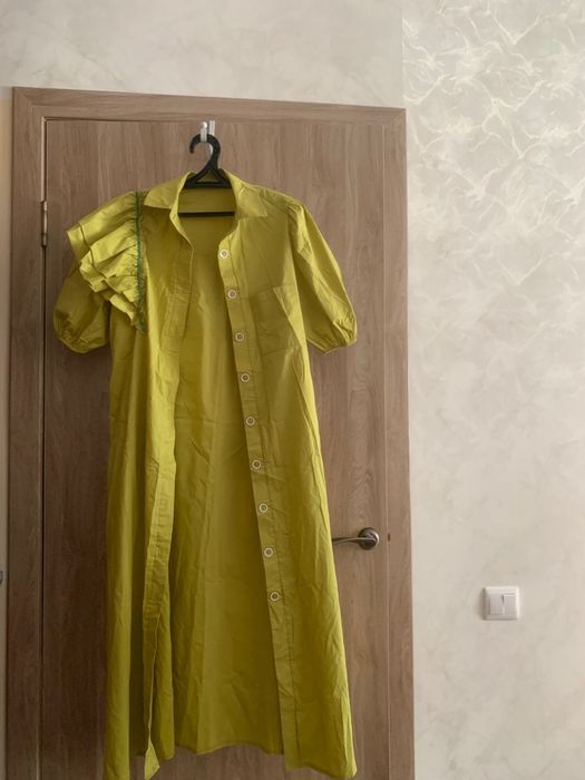 Продам женское платье