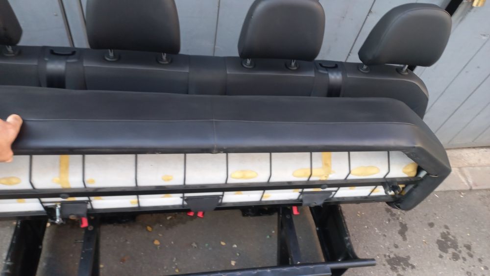 Vând banchetă spate Doka MAN TGE II ,Sprinter, Crafter 2010-2025