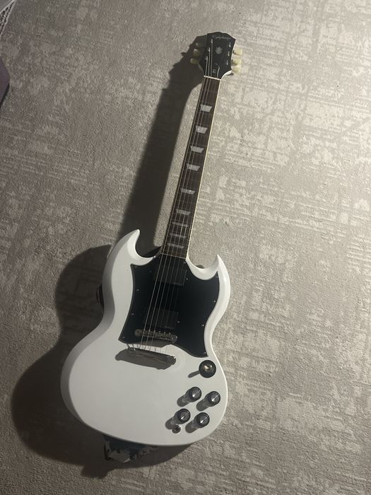 электрогитара Epiphone SG STANDARD