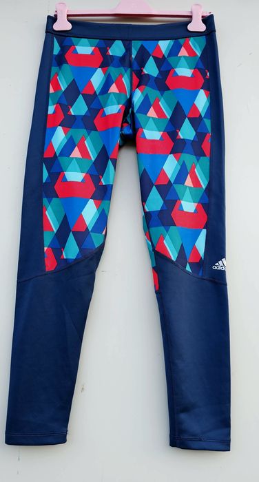 Adidas оригинален дамски клин Л размер