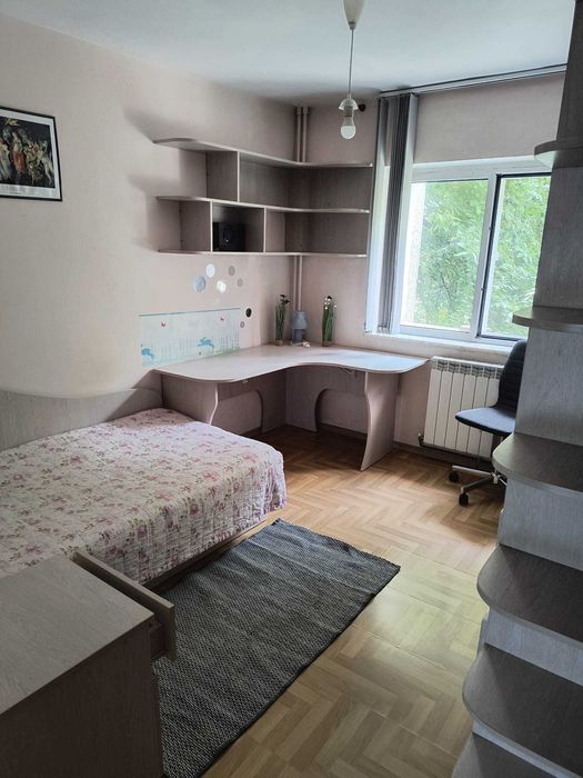 Apartament 3 camere de inchiriat