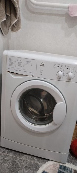Продам стиральную машинку