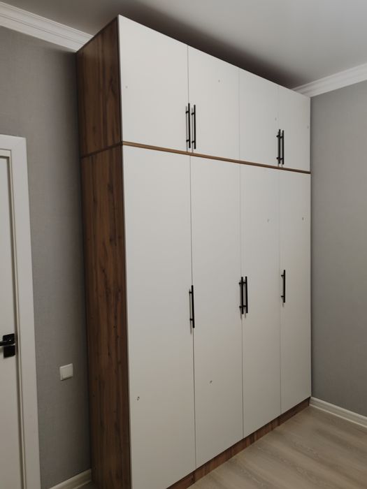 Shkaf sotiladi dastafka ustanovka bepul