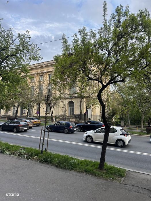 Apartament 2 camere, ultracentral (Sala Palatului), direct proprietar