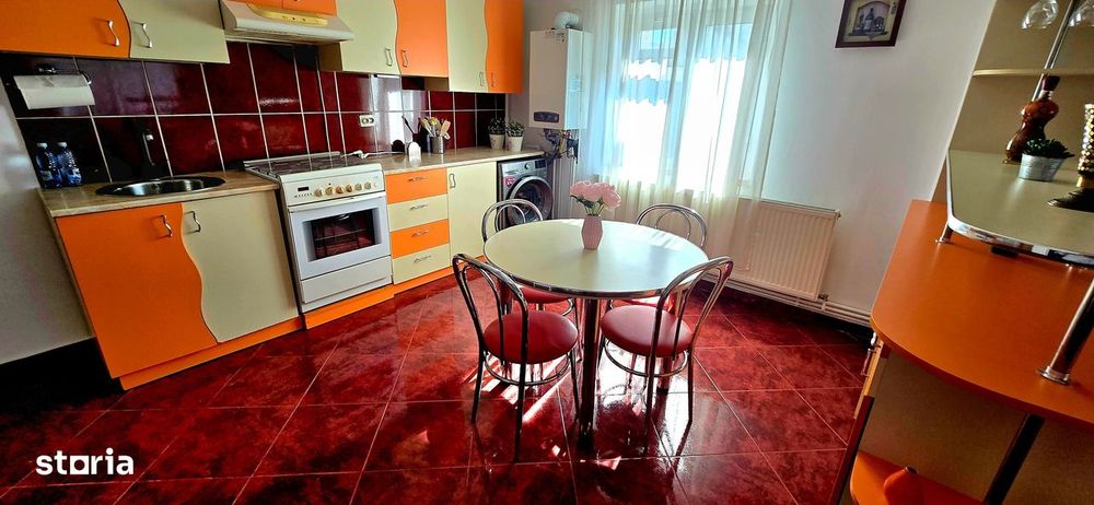 Comision 0 ! Vanzare apartament 4 camere , micro 3 Targoviste