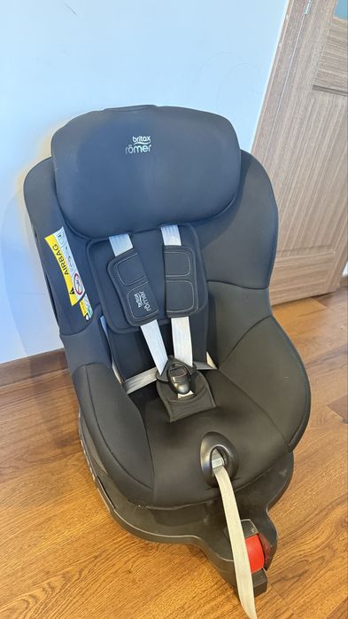 Scaun auto Britax Romer Dualfix i-Size